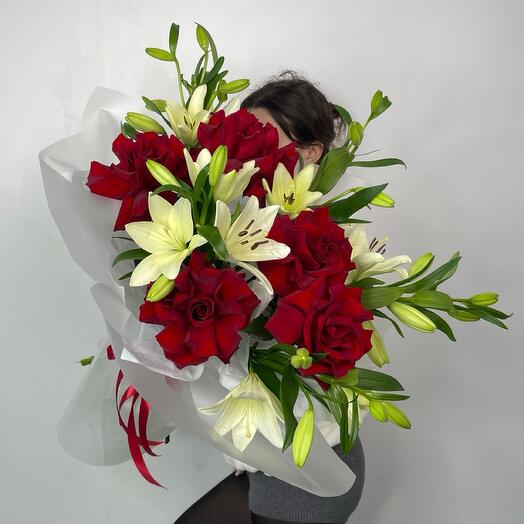 White lily, red roses