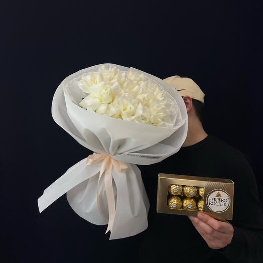 Букет из белый роз