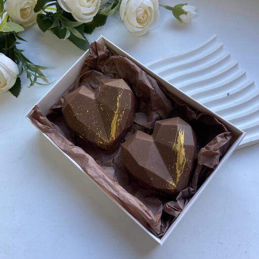 Dubai heart-shaped chocolate