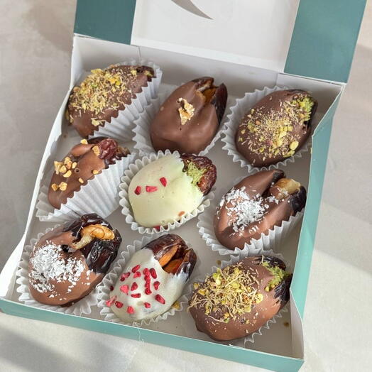 Набор финики в шоколаде с грецким орехом 9 шт😍