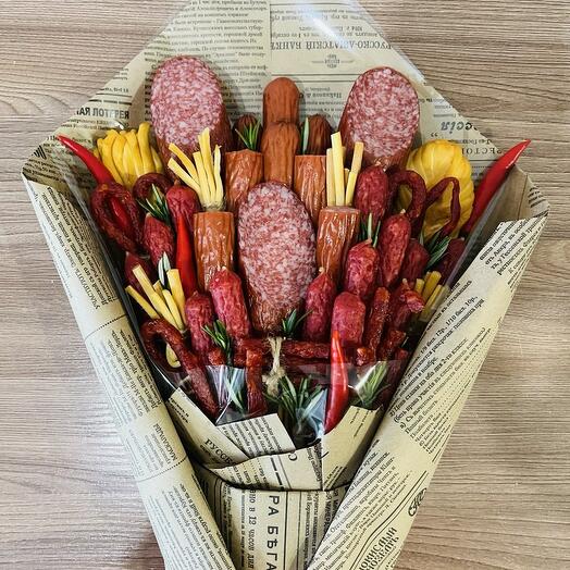 Мужской букет из колбас и сыра