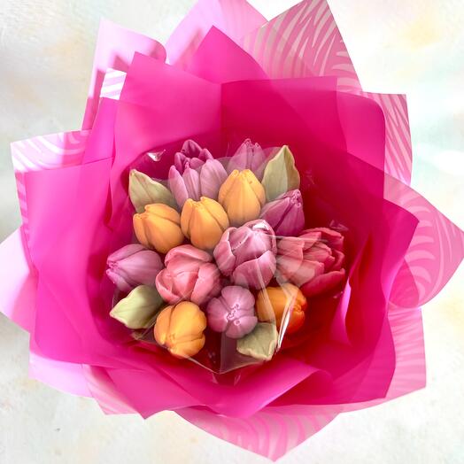 Букет тюльпанов из белого бельгийского шоколада