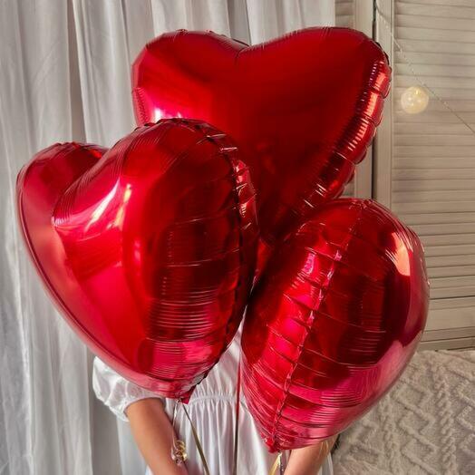 Сет из трёх красных шаров сердце с гелием