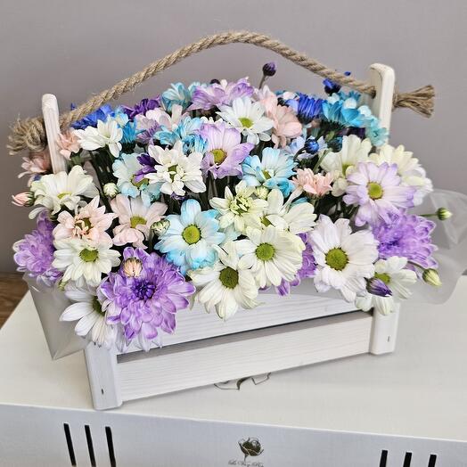 Ящик деревянный с хризантемой "Радужный"