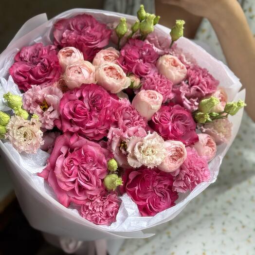Букет из пионовидных роз💕
