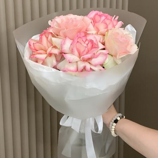 Монобукет из кружевных роз 🌸
