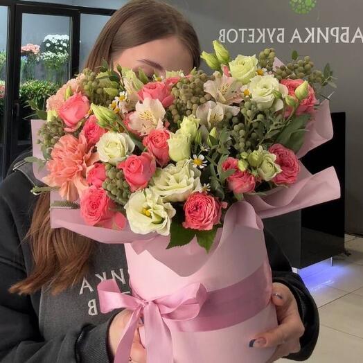 Корзина с цветами