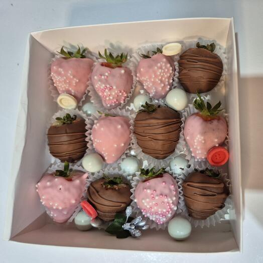 Клубника в шоколаде "Сладкий дуэт"