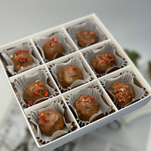 Малина в шоколаде