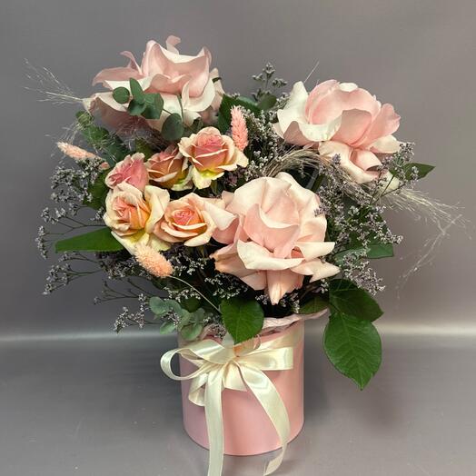 Нежные букет в коробке