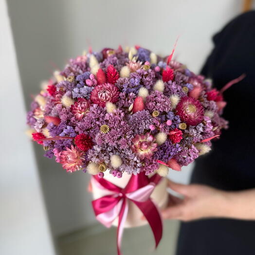 Лиловая шляпная коробка