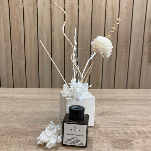 Стильный ароматный диффузор для дома "Амбра и лаванда"