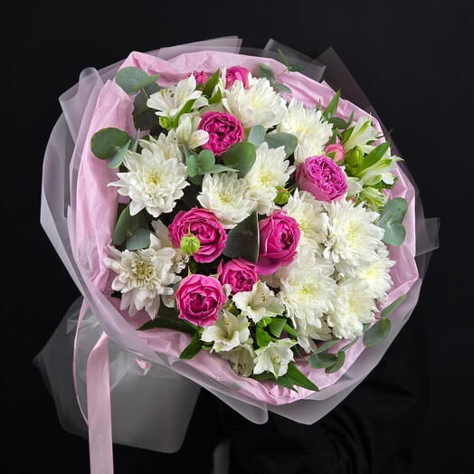 Авторский букет "Pink cotton ️" с кустовыми пионовидными розами
