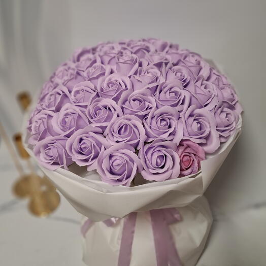 51 роза из мыла