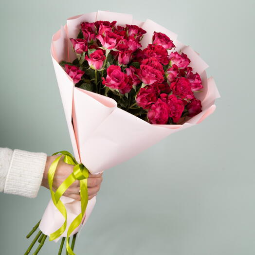 Букет из кустовых роз "Черри Блоссомс" (M)