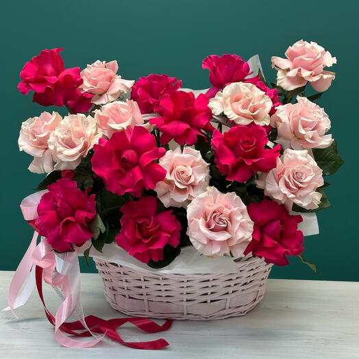 Большая корзина с цветами 🌹