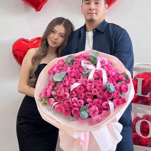 Кустовые розы Жизель