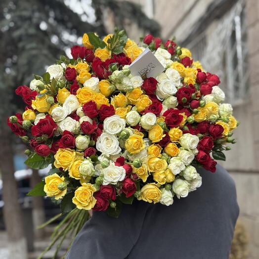 Моно из куставых роз