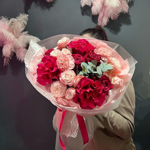 Роза бомбастик, роза французская , диантус, роза / Букет о любви 💖