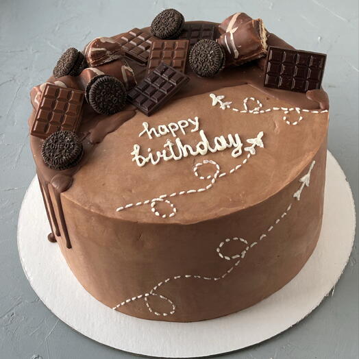 Торт на День Рождения любителю шоколада