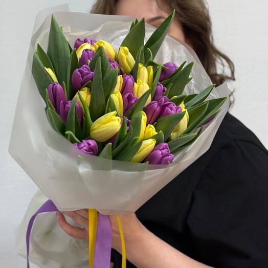 Букет тюльпанов 35 штук