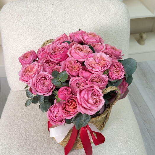 Пионовидная Роза Джульетта в кашпо