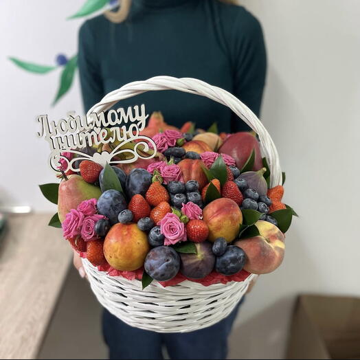 Фруктовая корзина М