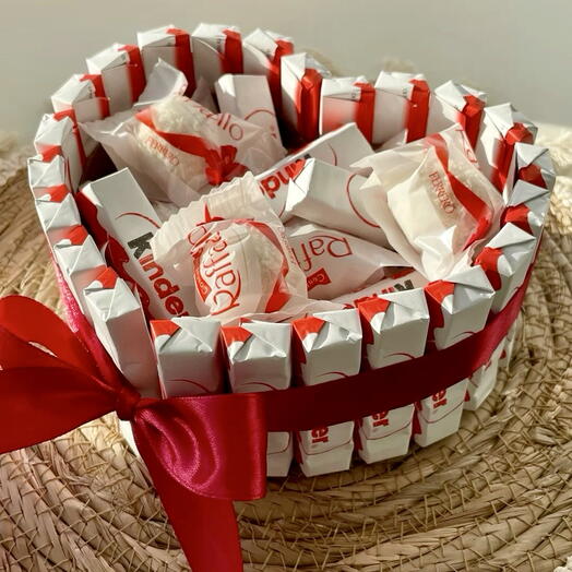 «Сердечное признание Kindee и  Raffaello в форме сердца»