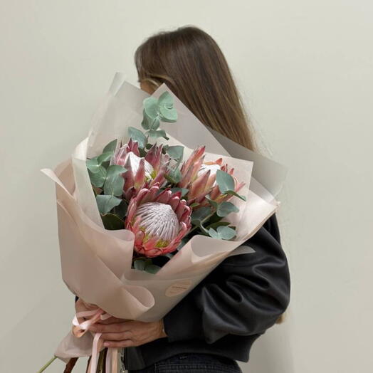 Букет «Королевская Протея»