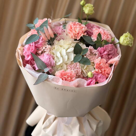 Букет с гортензией, эустомой и дмантусами💖