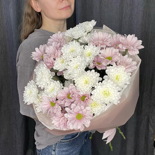 Букет из 7 кустовых хризантем