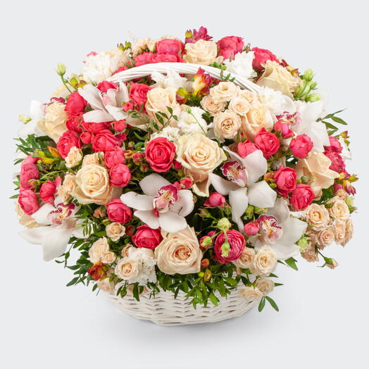 🌷🐞Шикарная корзина с кустовой розы и орхидеями