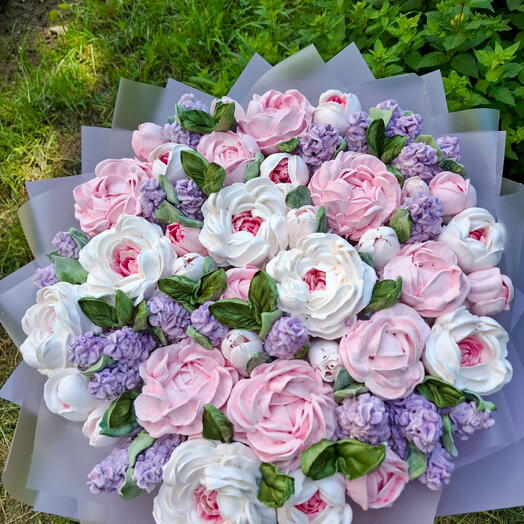 Зефирные пионы и сирены
