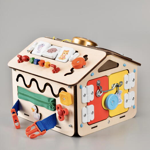 Бизиборд домик со светом KimToys