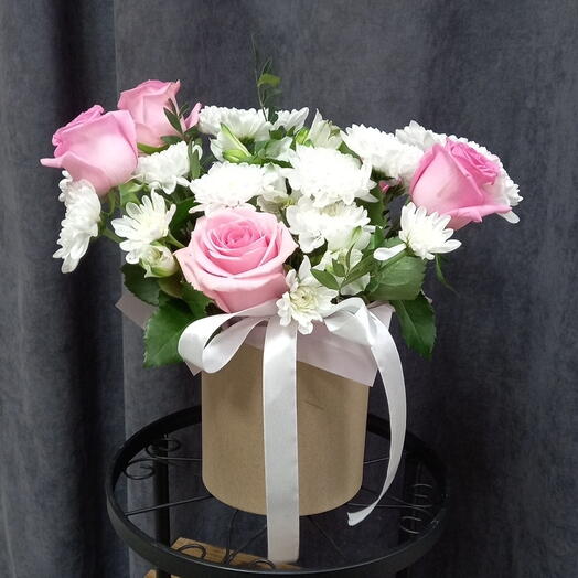Цветочная композиция в коробке с розами 🌹🌹