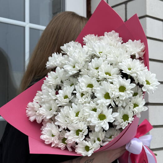 Букет белых ромашек