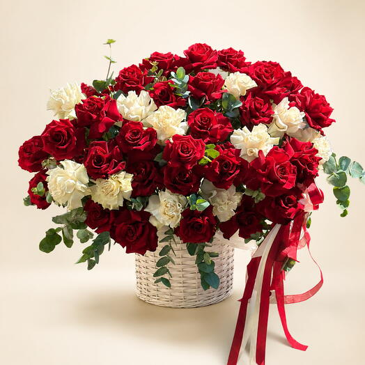 Корзина с Французскими розами 51шт