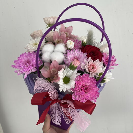 Композиция из цветов 🐇 🌹