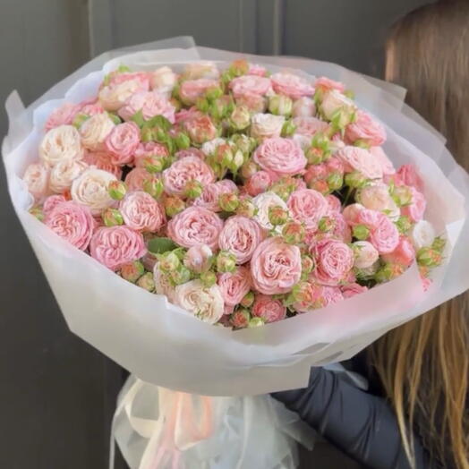 Bombastic roses