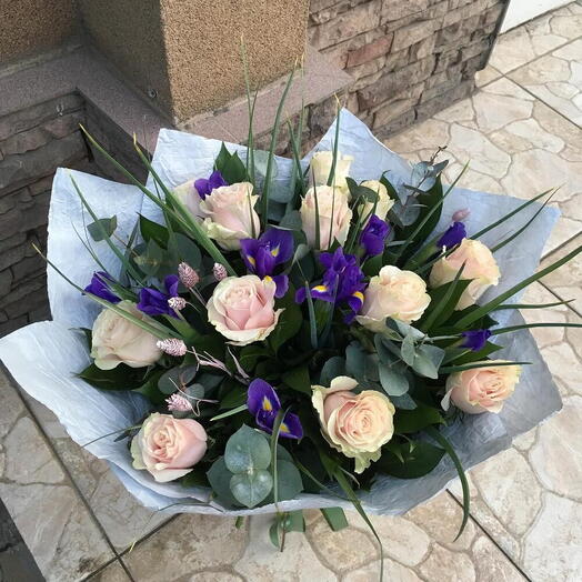 Букет цветов  Тайная встреча