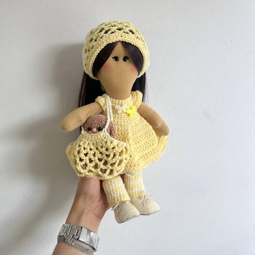Игрушка «Кукла в шапочке с зайкой»