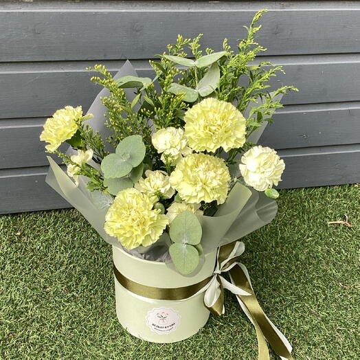 Летняя цветочная композиция с диантусами и эвкалиптом💛💚