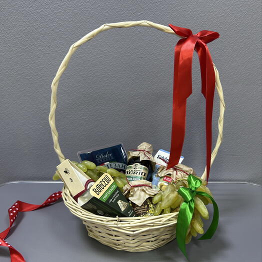 Корзина сырная, подарочная корзинка