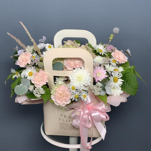 Хризантема,диантус в коробке🌸🌸