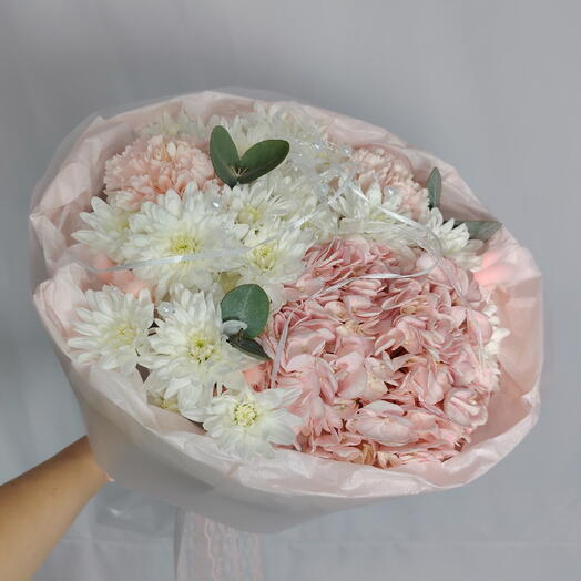 🌸Неженка букет "PERVOЦВЕТ" из кустовых хризантем, диантусов и гортензии в стильном оформлении