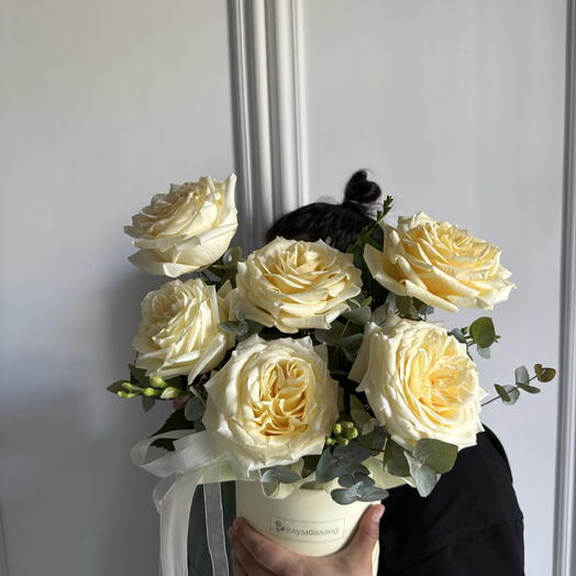 Коробка с розами Канделайт