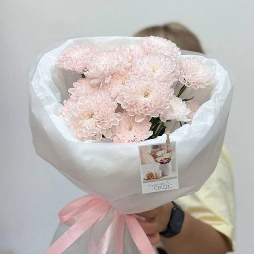 Букет из 3х розовых кустовых хризантем
