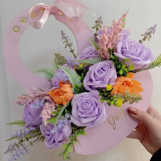 Композиция с мыльными розами
