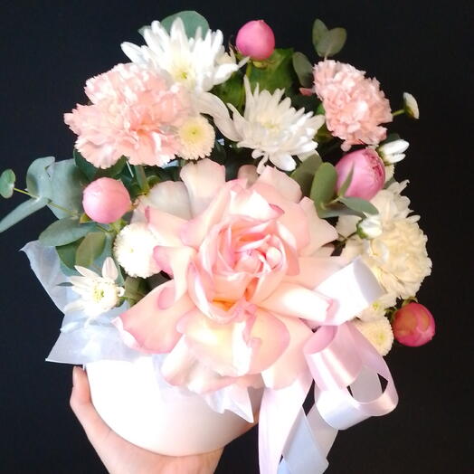 Композиция «Пастельная симфония»🌸 с французской розой и диантусами