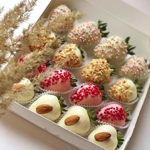 Juego de Fresas en Chocolate "Vico"